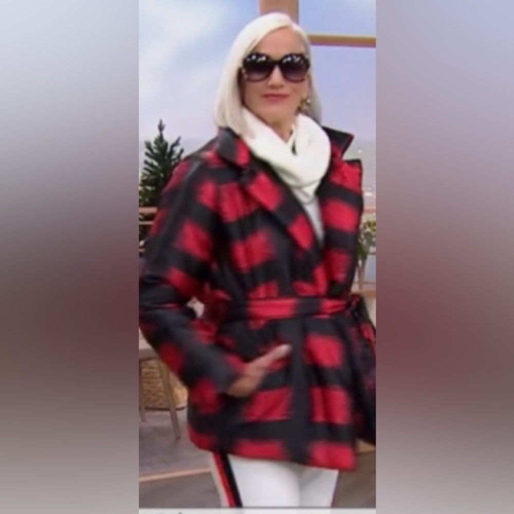 IMAN Global Chic Red and Black Brushstoke Belted Coat NWT - Picture 3 of 14